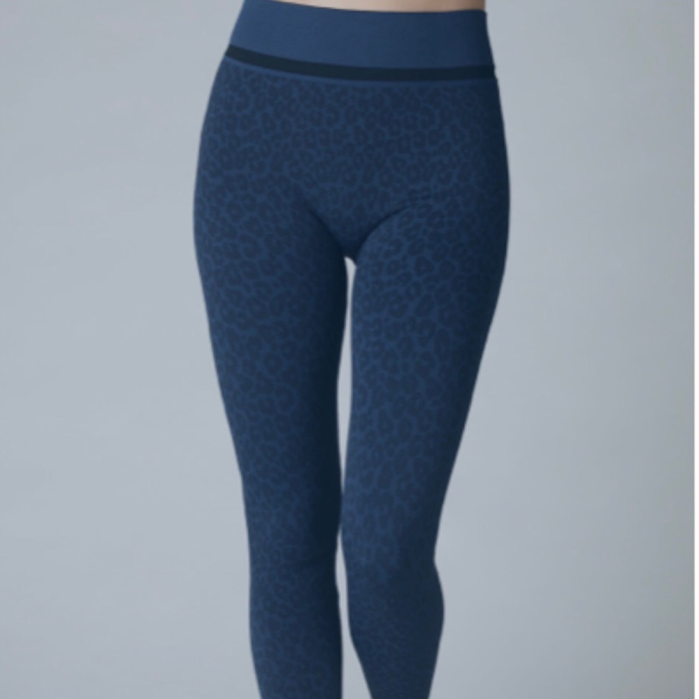 Cheetah print leggings